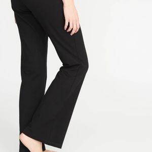 70% off - Old Navy Maternity Yoga Pants / Leggings